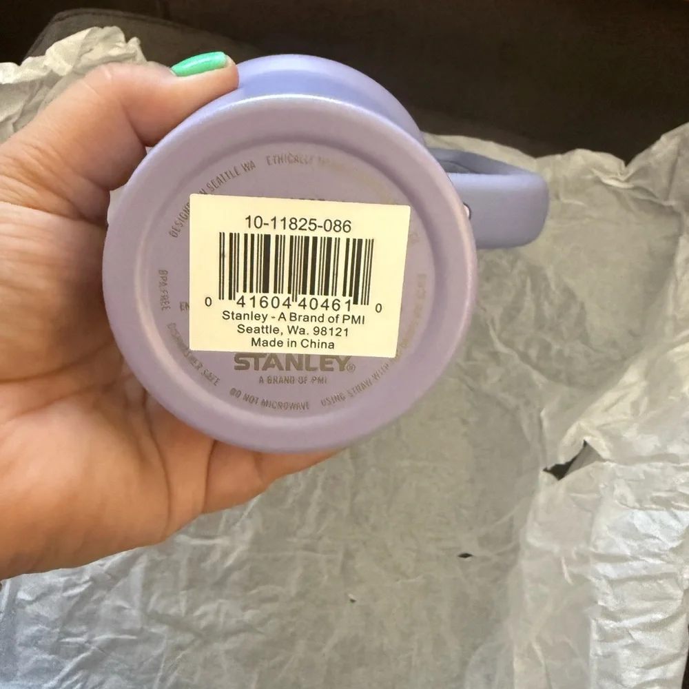 Stanley Comforting Purple 30 oz Target Exclusive H2.0 Tumbler - Picture 3 of 5